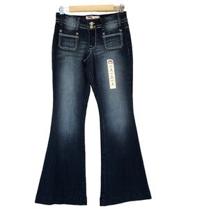 l.e.i. Ashley Cotton Blend Low Rise Super Flare Dark Wash Jeans 9 Regular